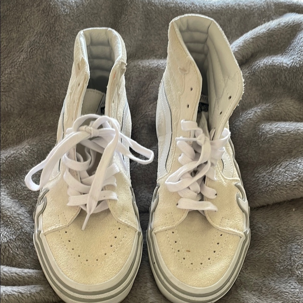 High-Top White Suede  VANS